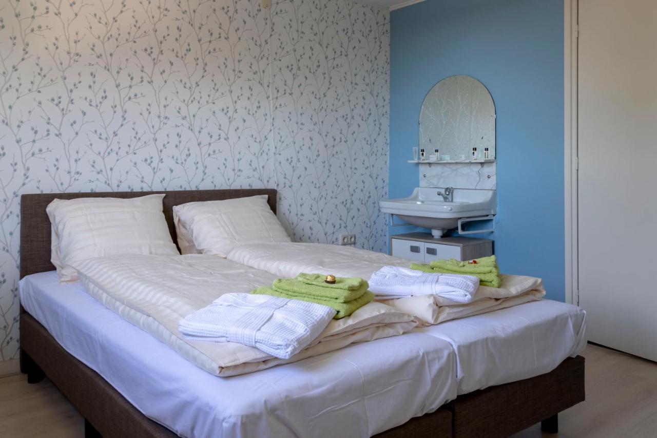 B&B AntoniushoeveLomm エクステリア 写真